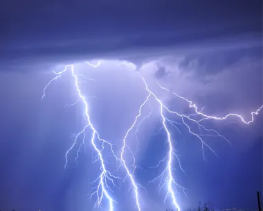 Why SMS is best for Extreme Weather Alerts
